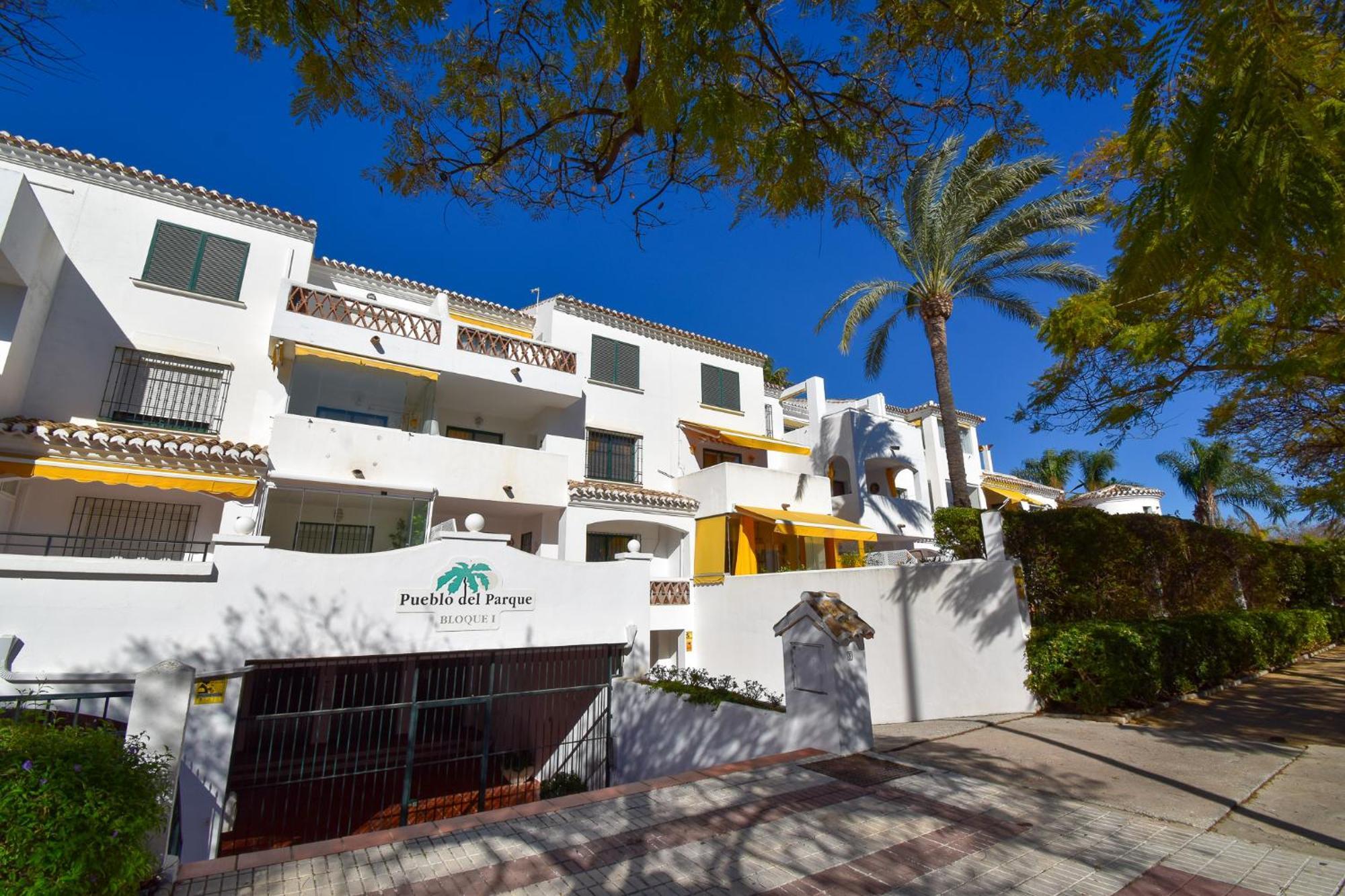Urb Pueblo Del Parque, Luxury 2 Bedroom Apartment. Fantastic Central Location. Benalmádena Exterior foto